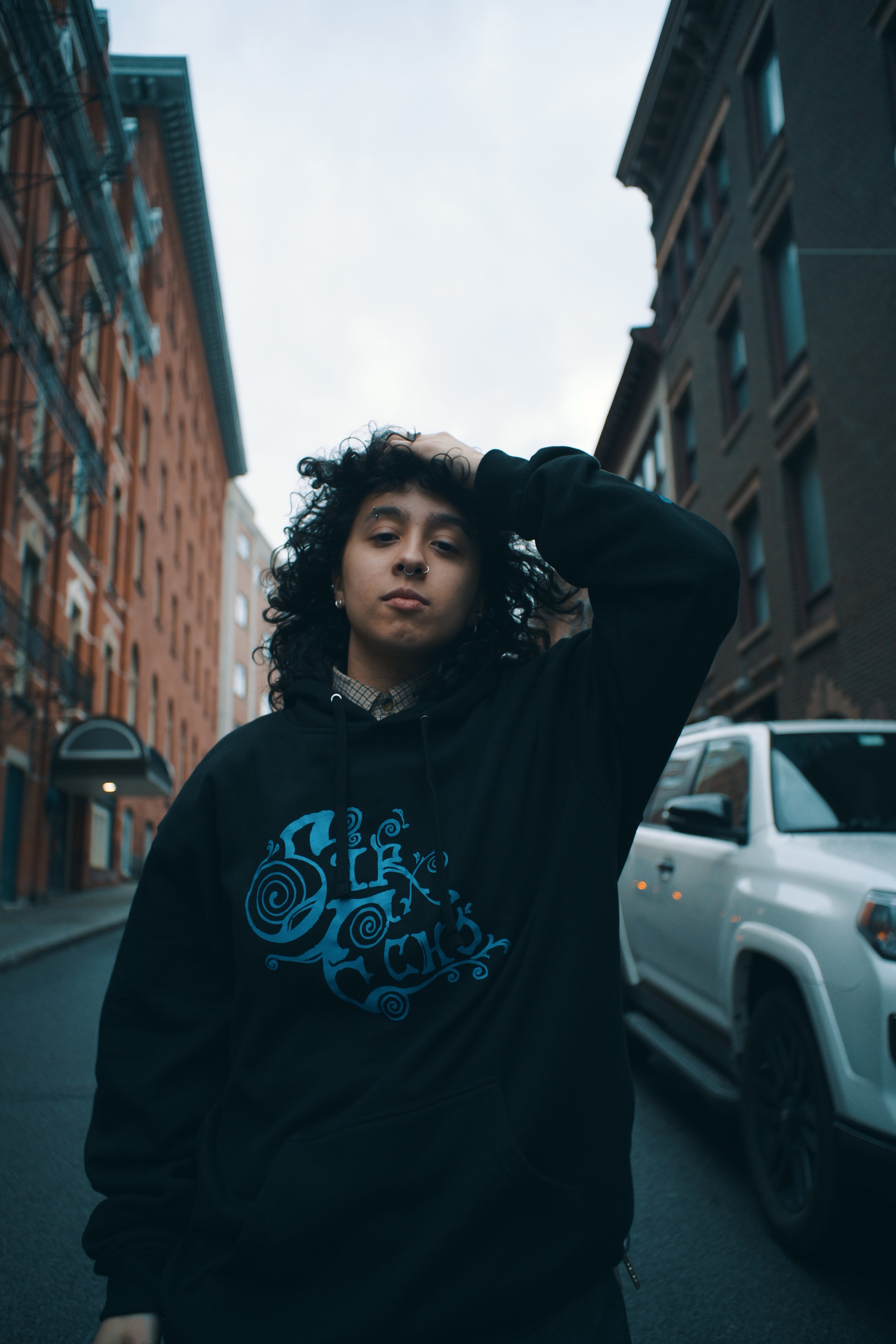 Sweatshirt